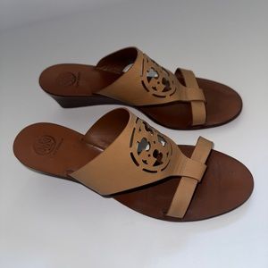 Tory Burch sandals 🩴 Size 11